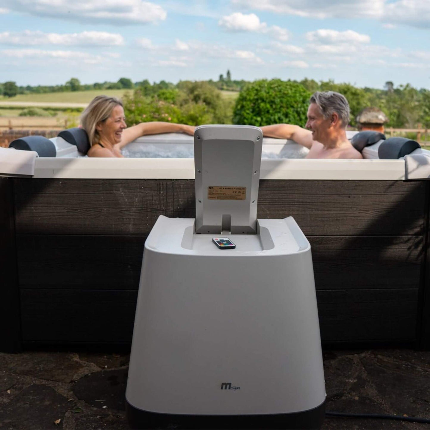 MSpa F-OS063W Oslo Supreme 6-Person 120 Jets Square Spa W/ LED Lights & Integrated App Control (SAK93516)